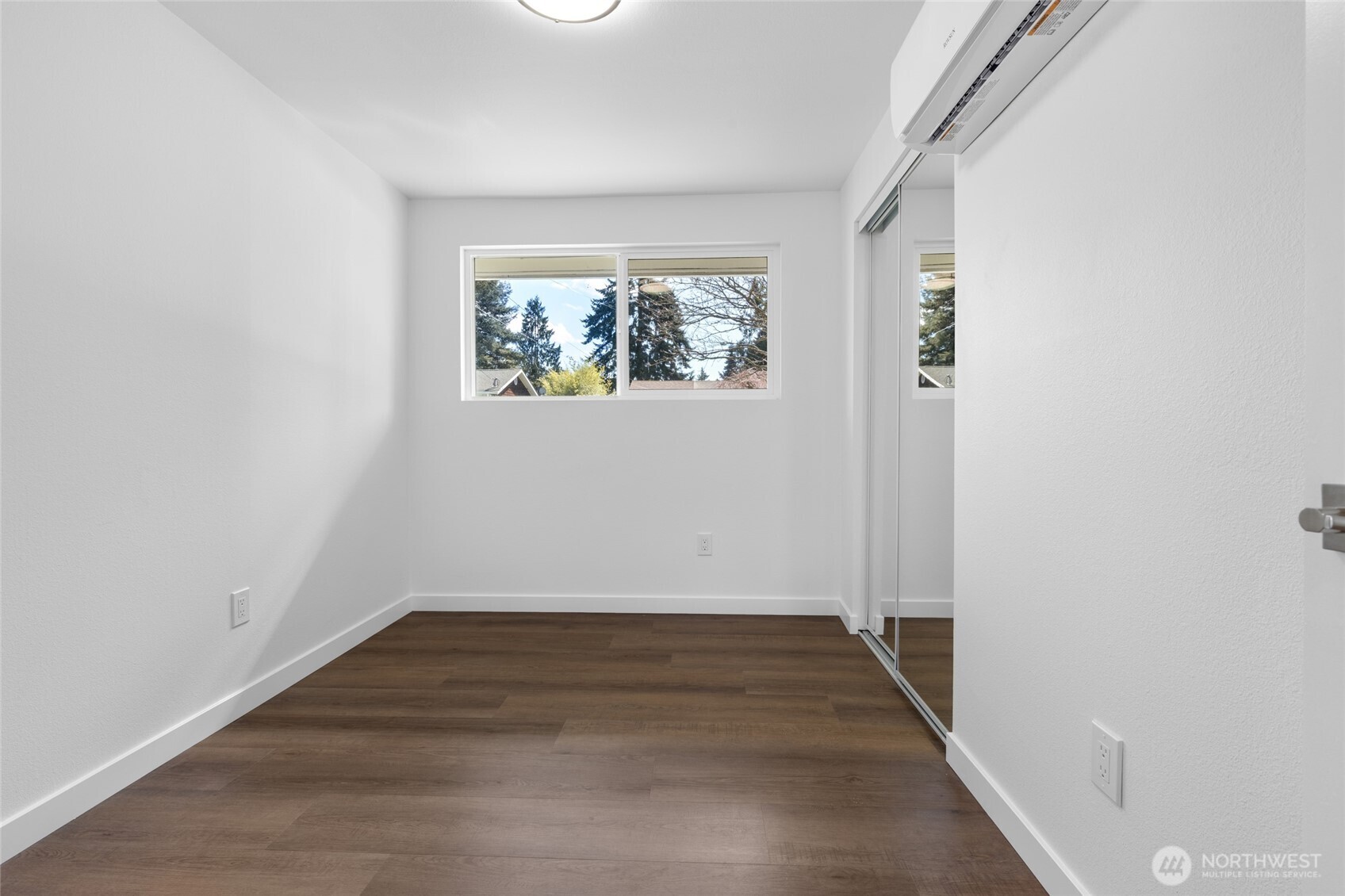 7831 202nd Place Southwest Edmonds, WA 98026 - Photo 16 of 31