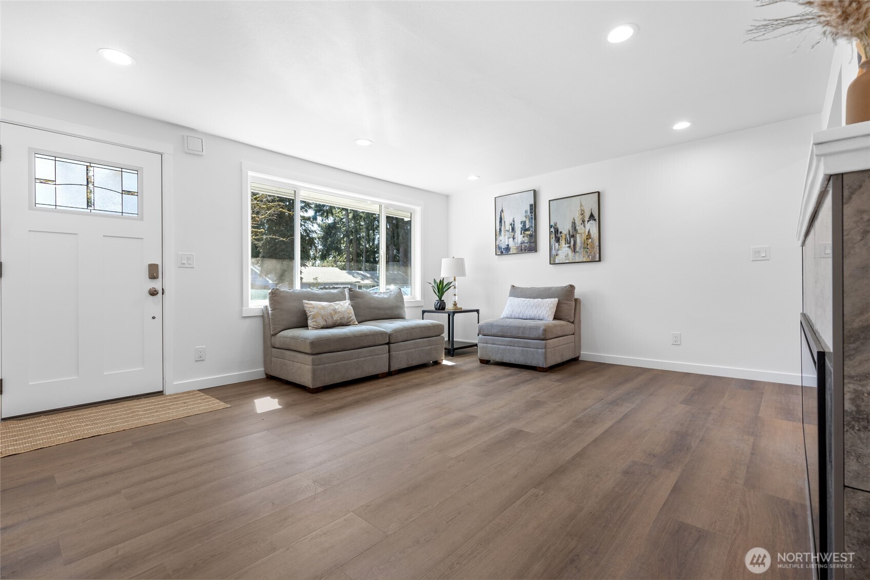 7831 202nd Place Southwest Edmonds, WA 98026 - Photo 4 of 31