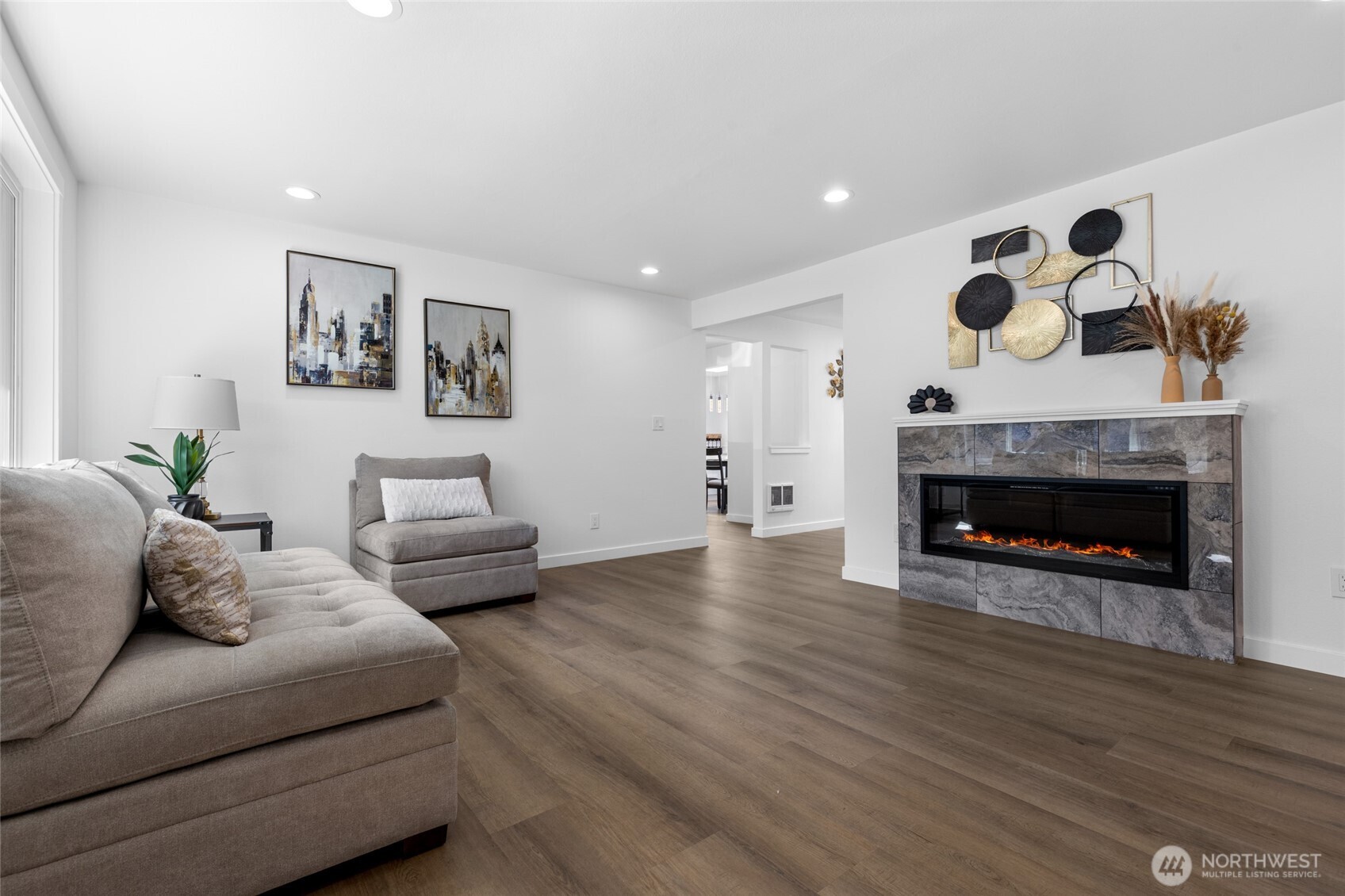 7831 202nd Place Southwest Edmonds, WA 98026 - Photo 6 of 31