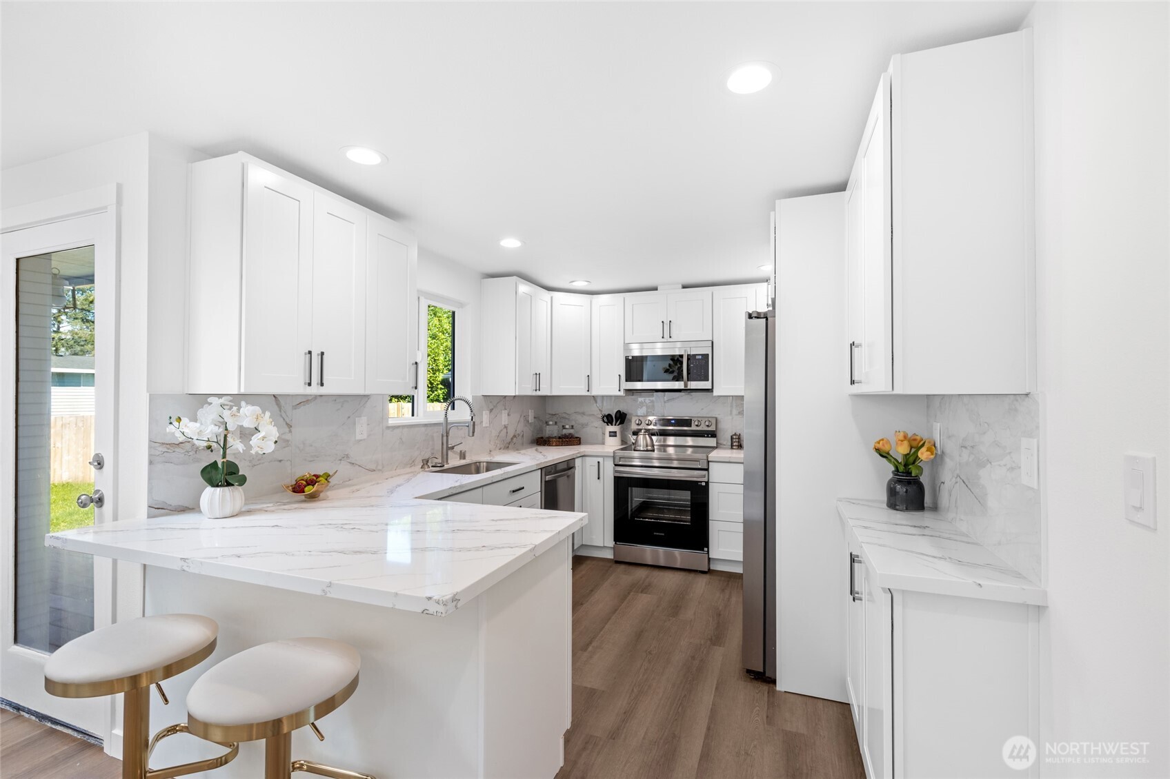 7831 202nd Place Southwest Edmonds, WA 98026 - Photo 8 of 31