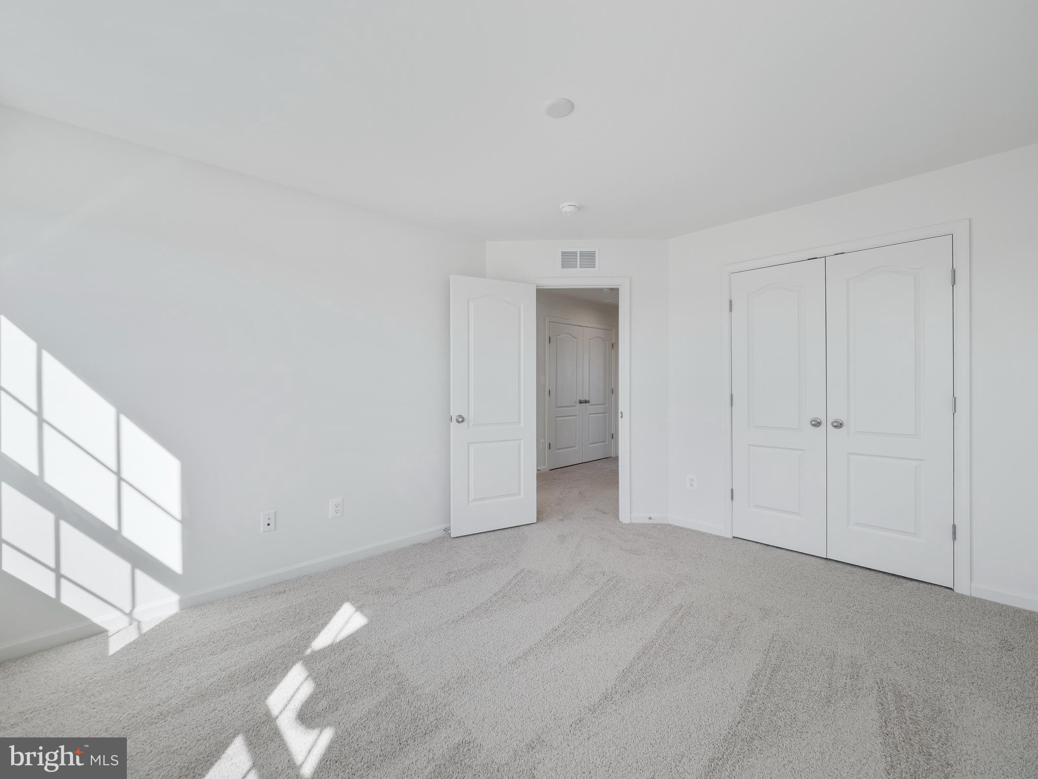 67 Stafford Place Falling Waters, WV 25419 - Photo 11 of 42