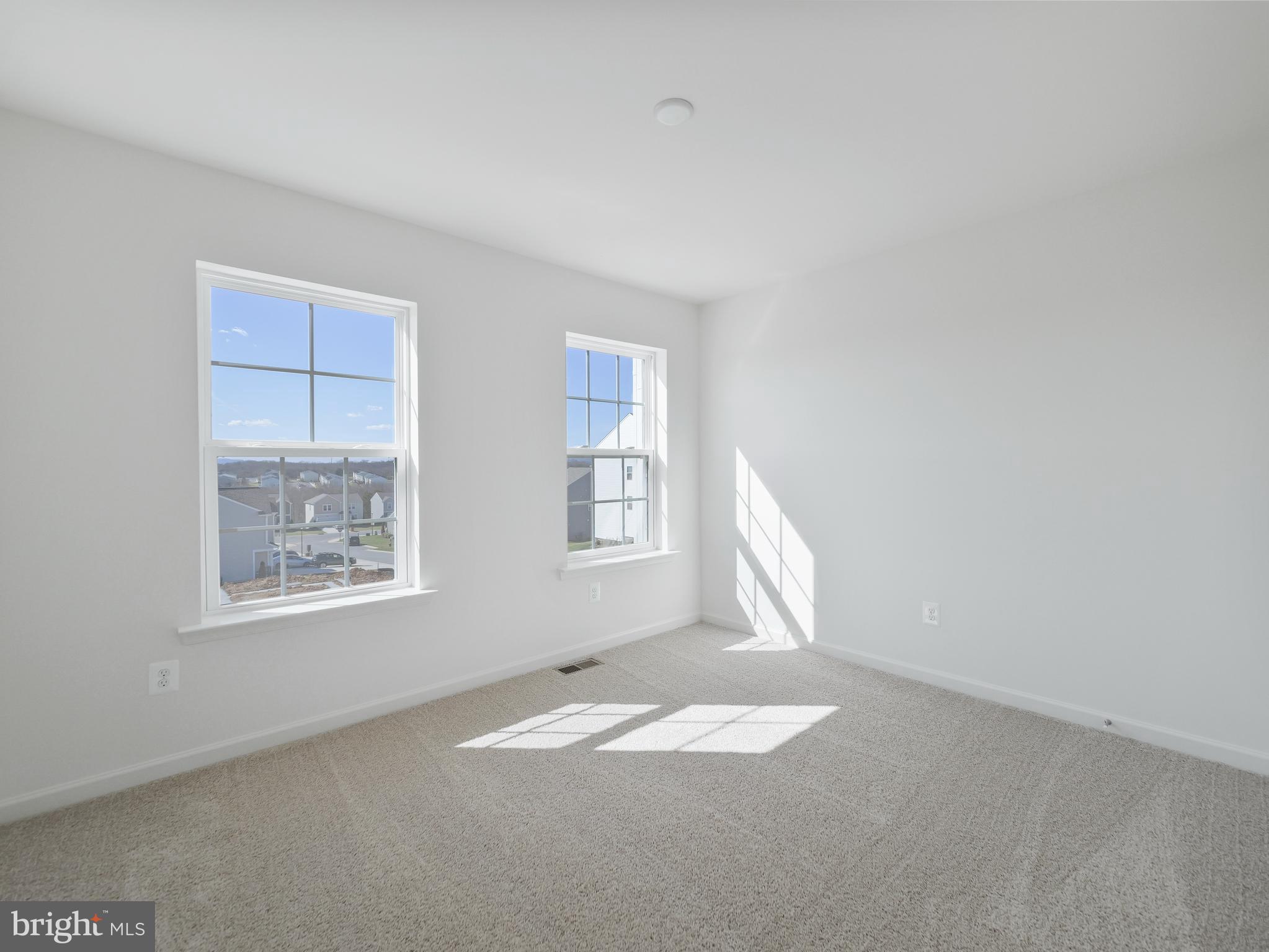 67 Stafford Place Falling Waters, WV 25419 - Photo 17 of 42