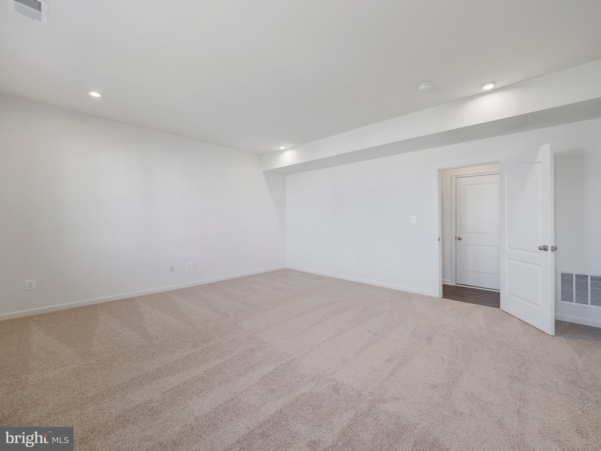 67 Stafford Place Falling Waters, WV 25419 - Photo 22 of 42