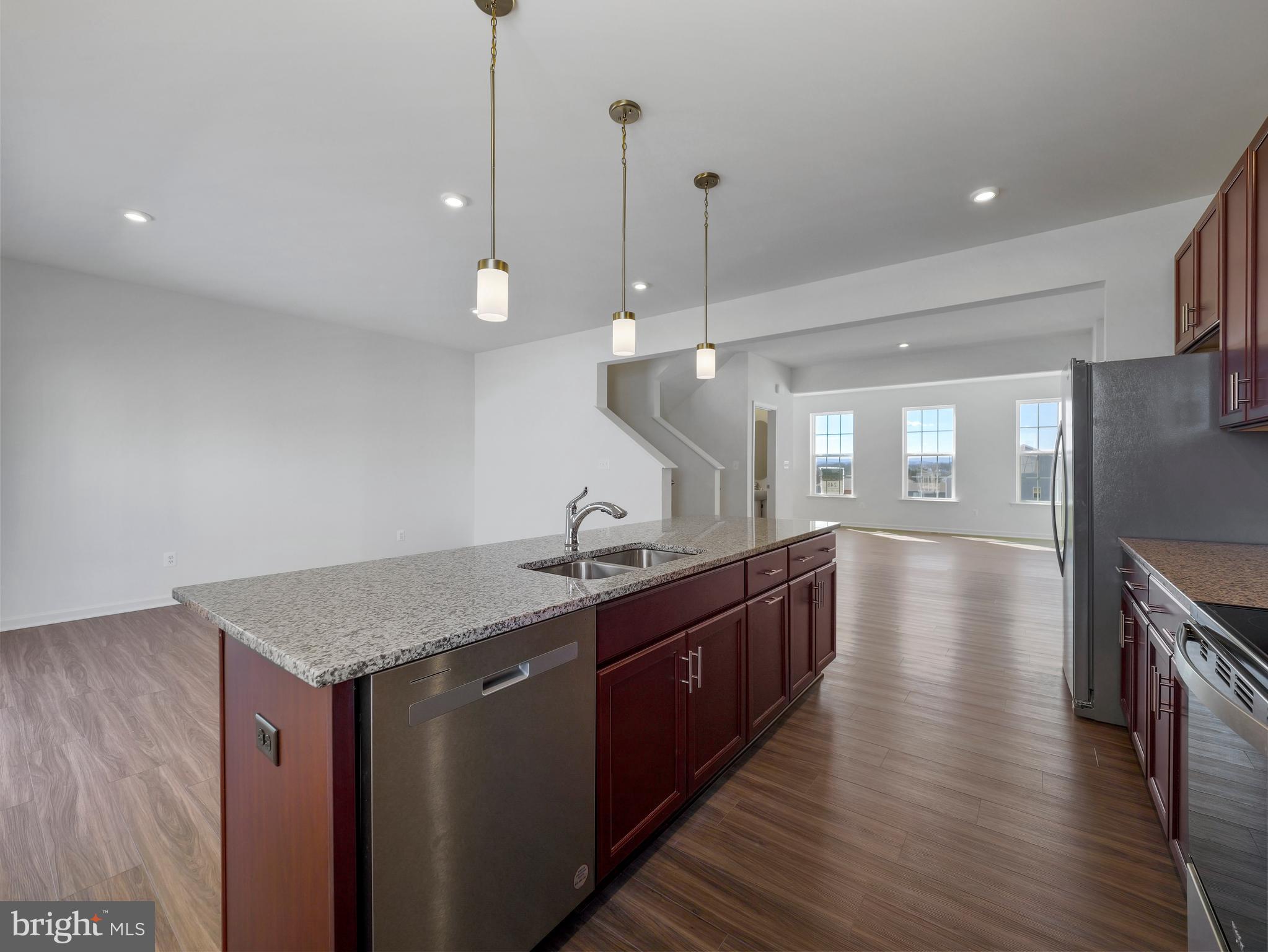 67 Stafford Place Falling Waters, WV 25419 - Photo 7 of 42