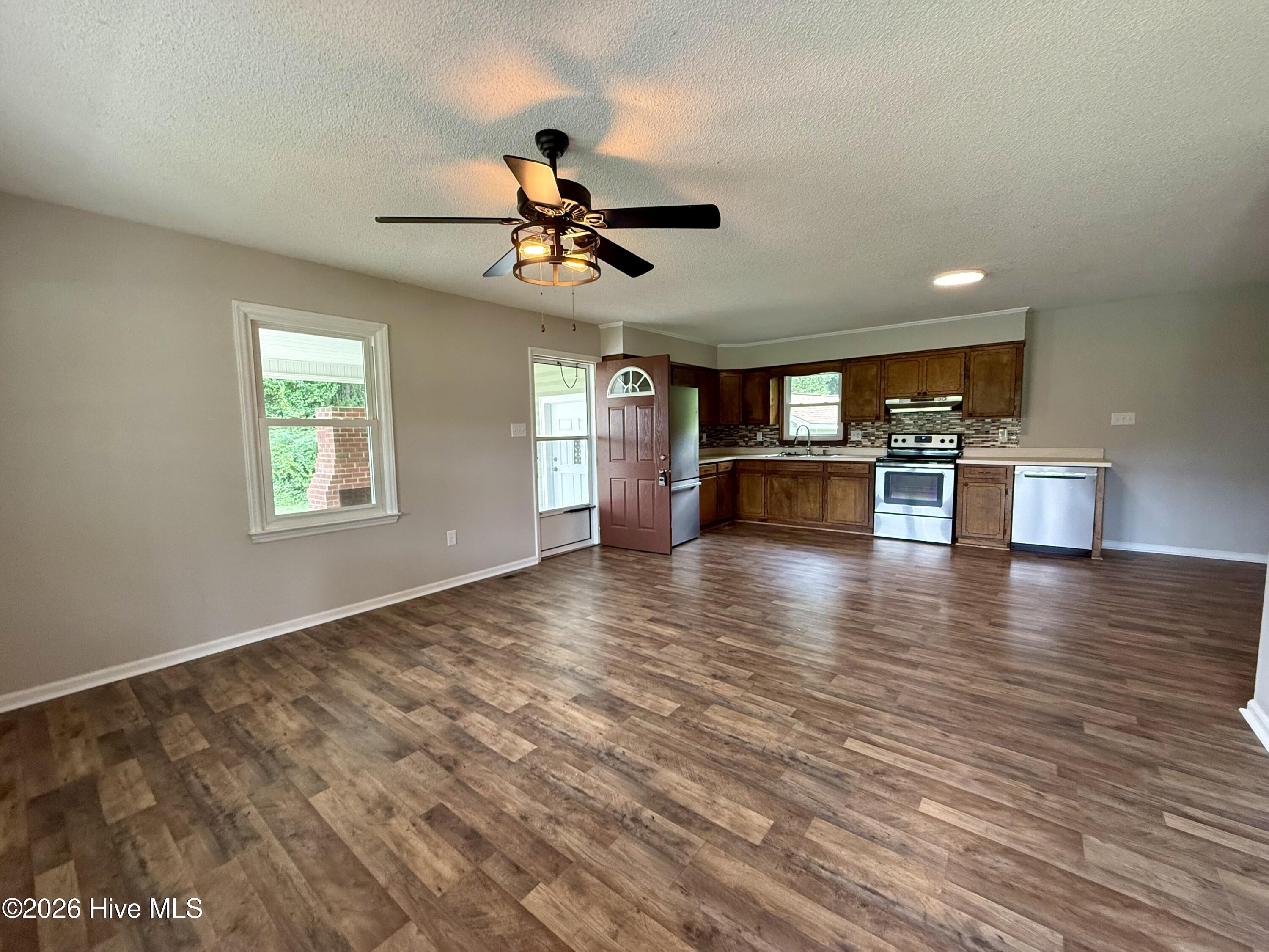 7543 Aycocks Crossing Road Lucama, NC 27851 - Photo 8 of 37