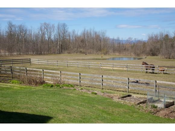 55 Sunset Road Charlotte, VT 05445 - Photo 5 of 32 Gallery Image 5