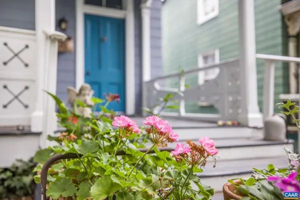 $1,195,000 | 518 1st Street North, Charlottesville, VA 22902
