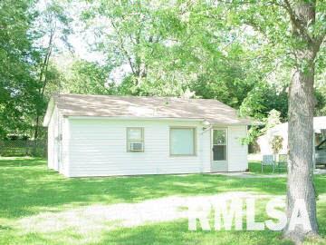 1048 Airport Road Mount Vernon, IL 62864 - Photo 1 of 1