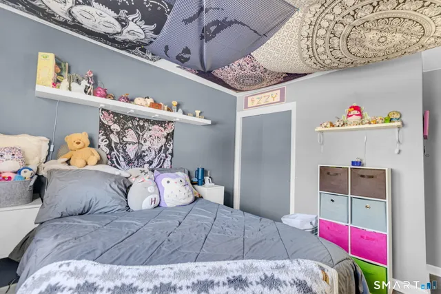 $450,000 | 351 Glendale Drive, Bristol, CT 06010