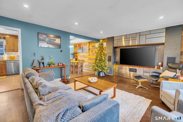 $450,000 | 351 Glendale Drive, Bristol, CT 06010