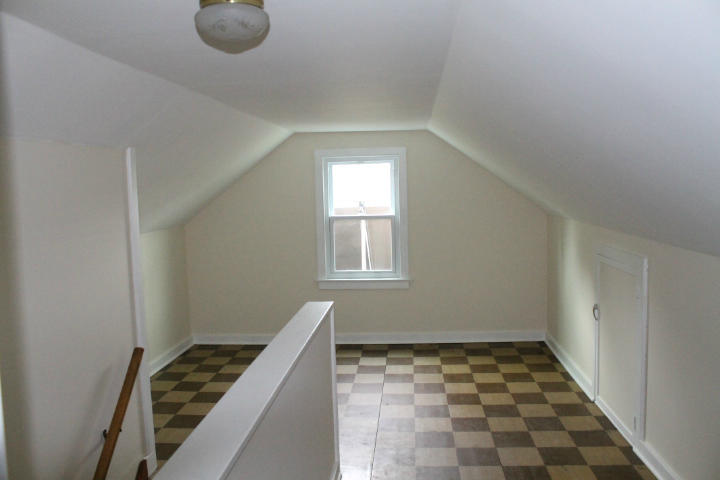 18 East Acres Road Pittsfield, MA 01201 - Photo 14 of 14 2nd Floor Landing