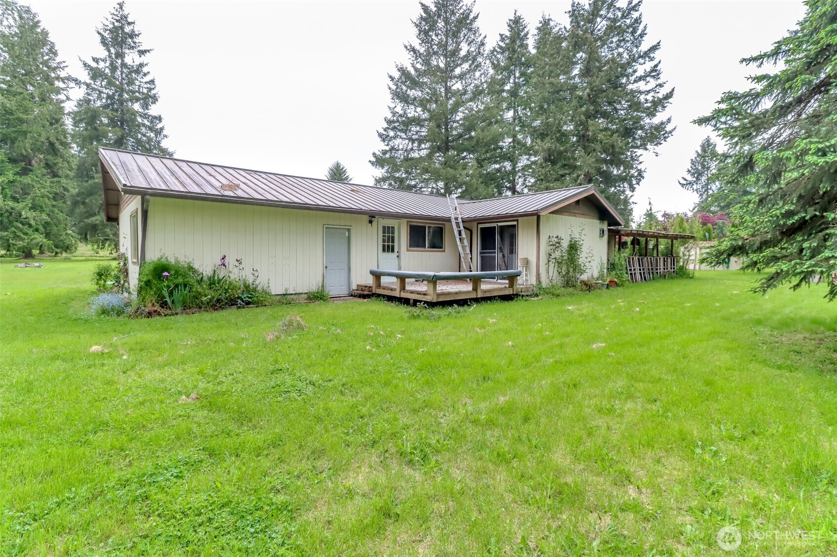 35904 Allen Road South Roy, WA 98580 - Photo 7 of 40