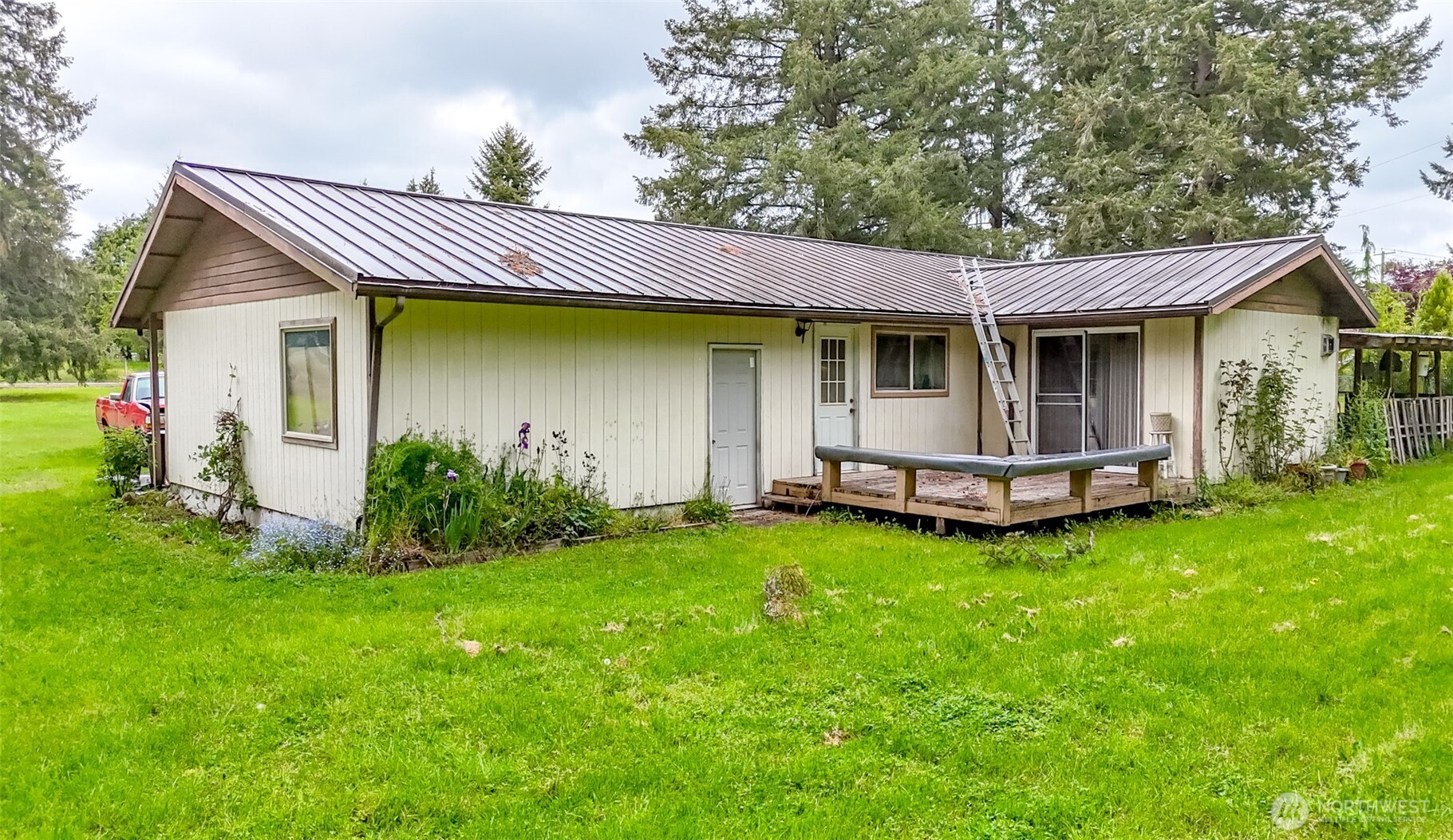 35904 Allen Road South Roy, WA 98580 - Photo 8 of 40