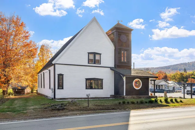 $599,000 | 42 Maple Street, Bethlehem, NH 03574