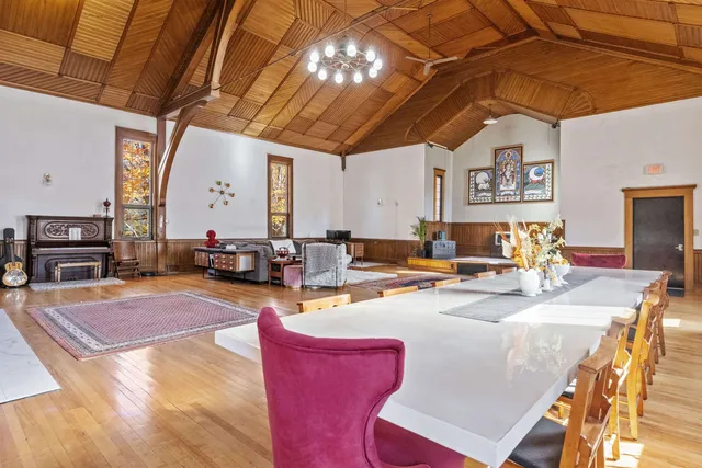 $599,000 | 42 Maple Street, Bethlehem, NH 03574