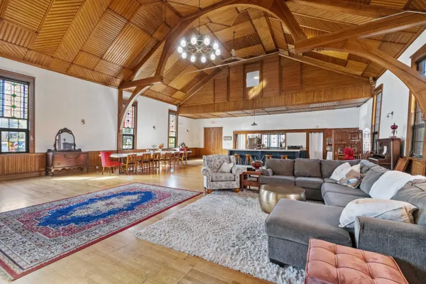 $490,000 | 42 Maple Street, Bethlehem, NH 03574