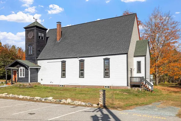 $490,000 | 42 Maple Street, Bethlehem, NH 03574