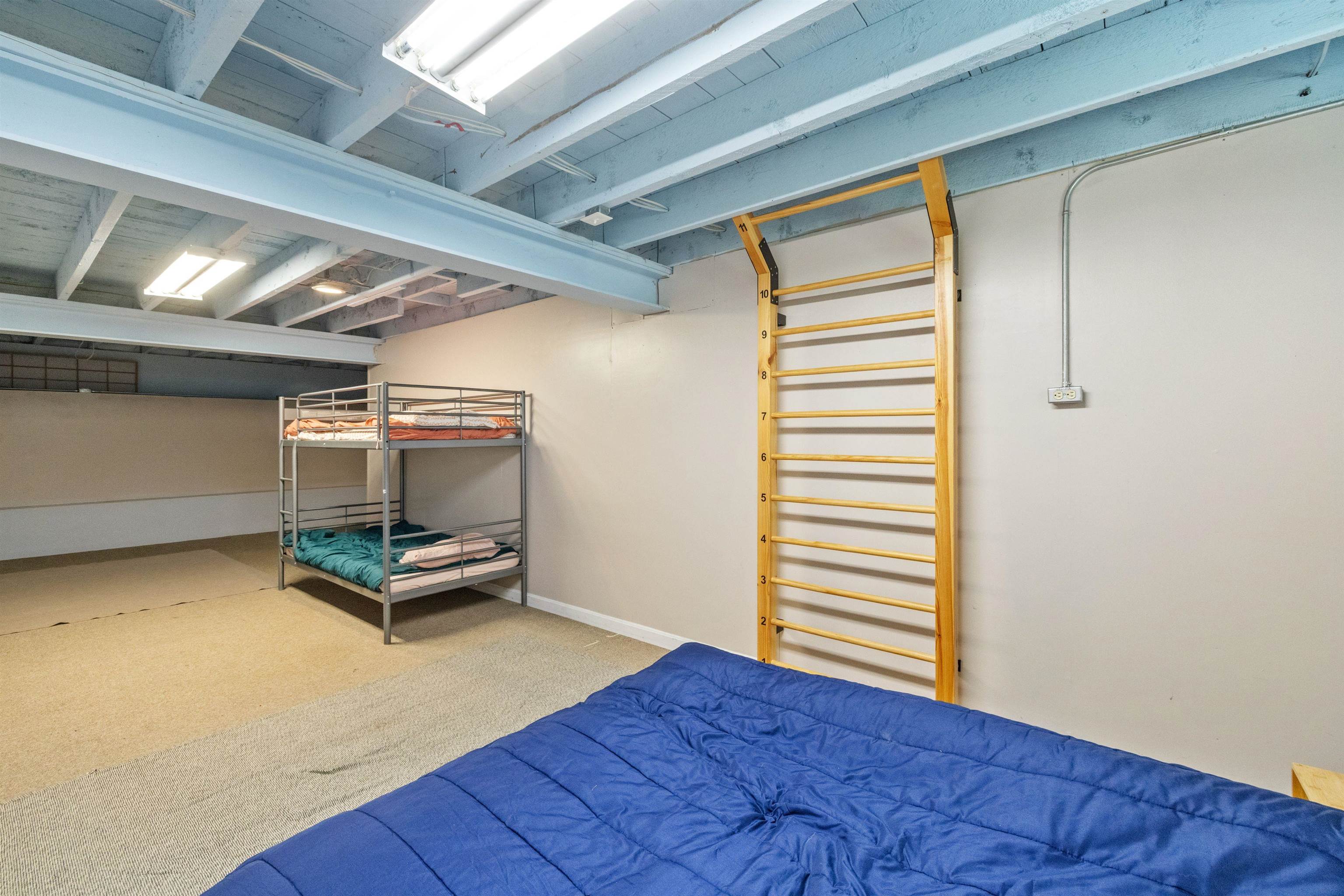 42 Maple Street Bethlehem, NH 03574 - Photo 36 of 55