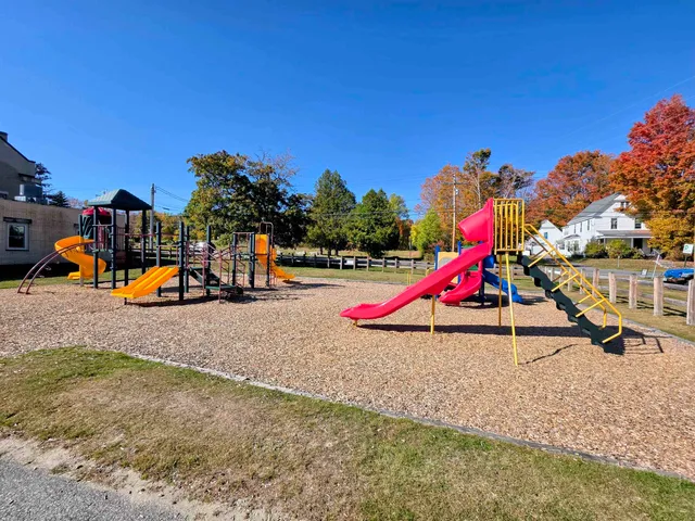 $535,000 | 42 Maple Street, Bethlehem, NH 03574