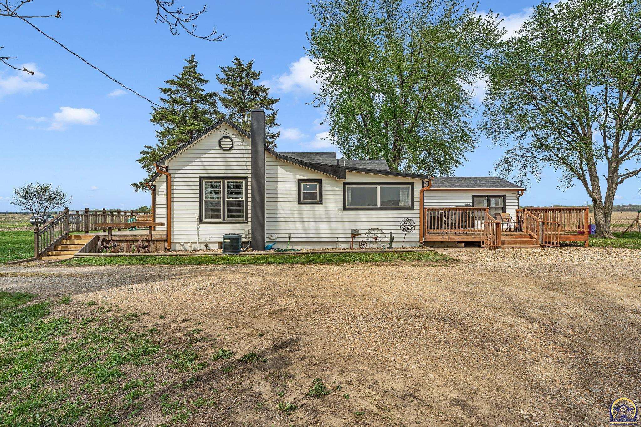 3544 Northwest Davis Road Rossville, KS 66533 - Photo 31 of 42