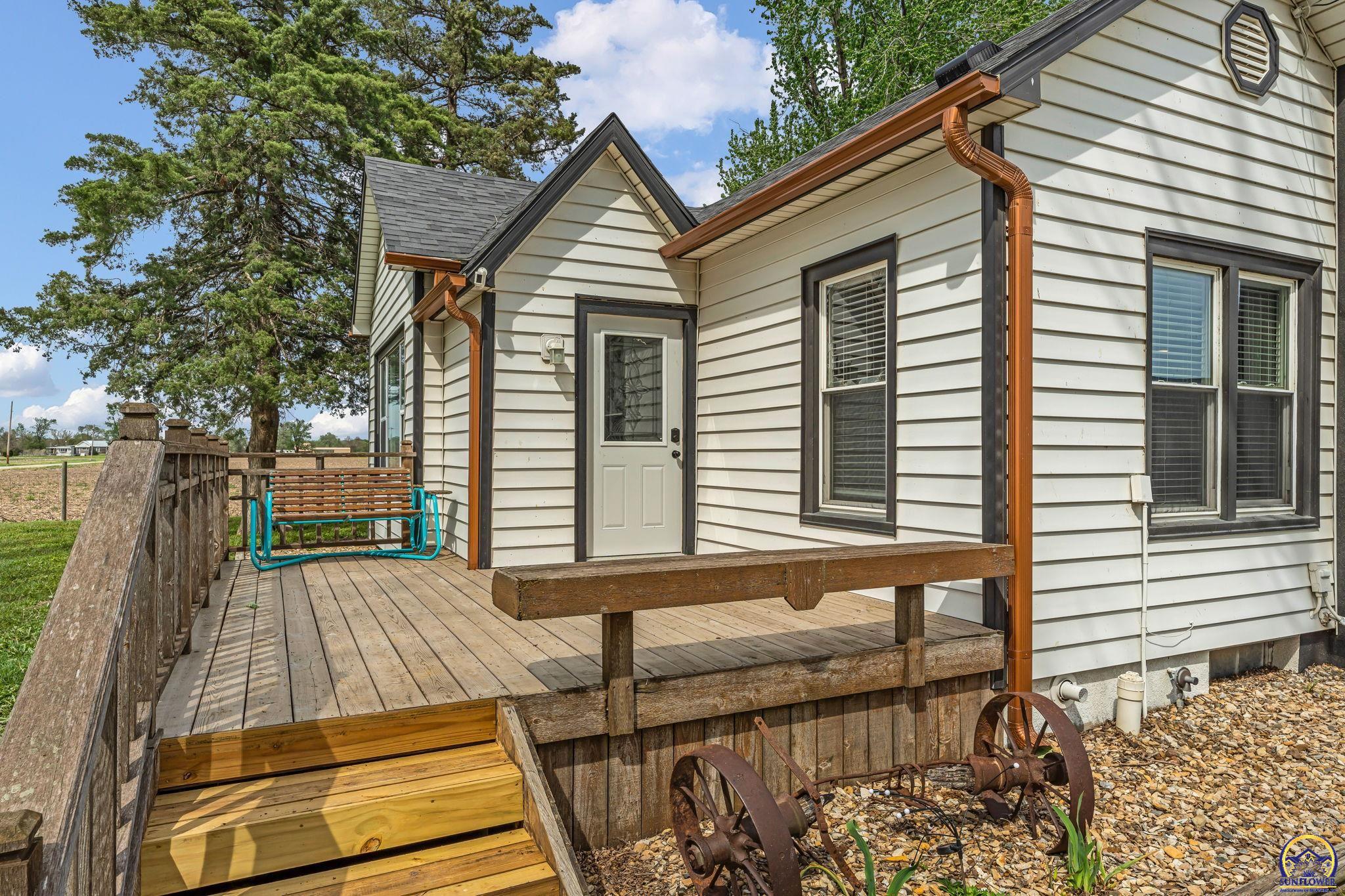 3544 Northwest Davis Road Rossville, KS 66533 - Photo 4 of 42