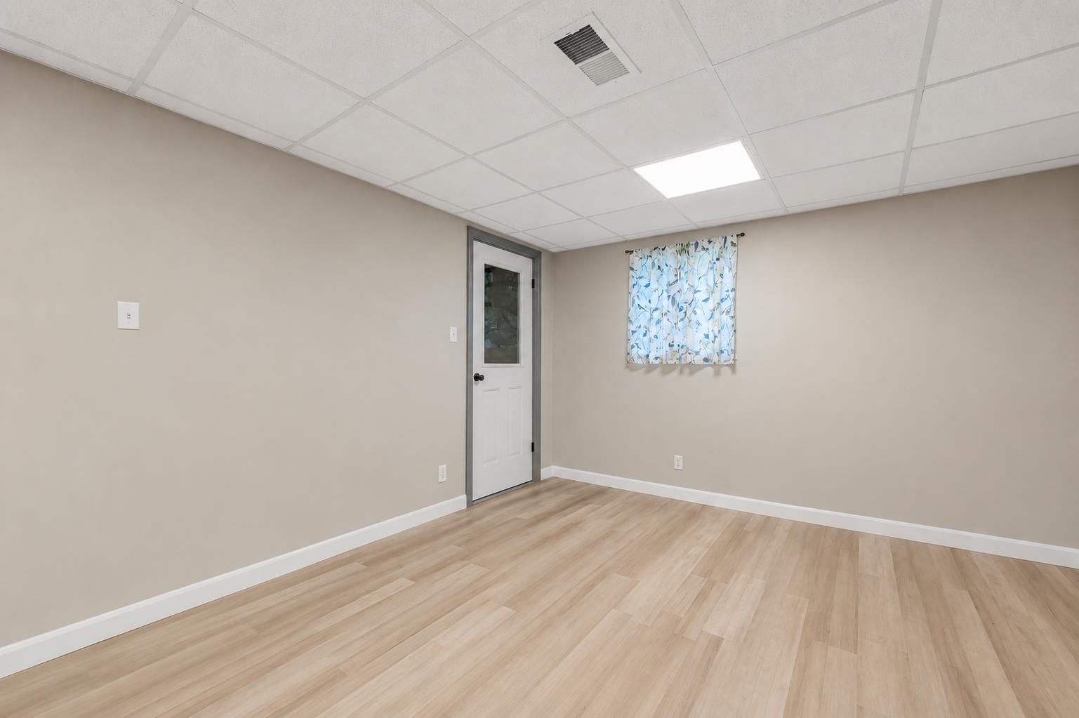 6 Cumberland Road, Unit 31 Gilford, NH 03249 - Photo 31 of 48