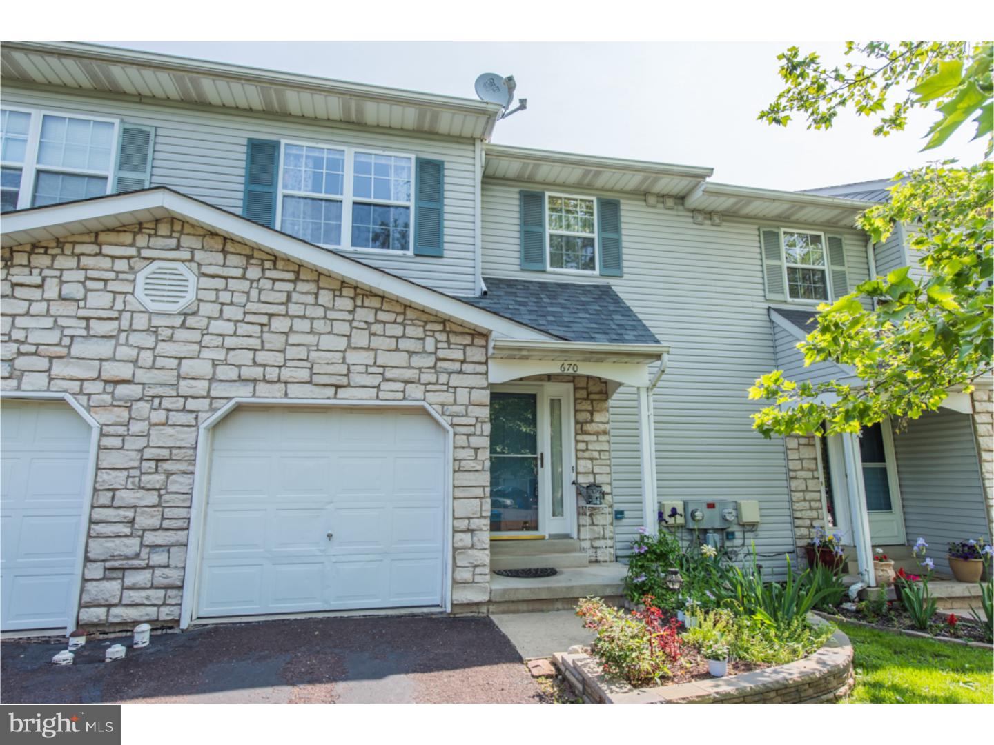 670 Deer Run Road Perkasie, PA 18944 - Photo 2 of 25 Gallery Image 2