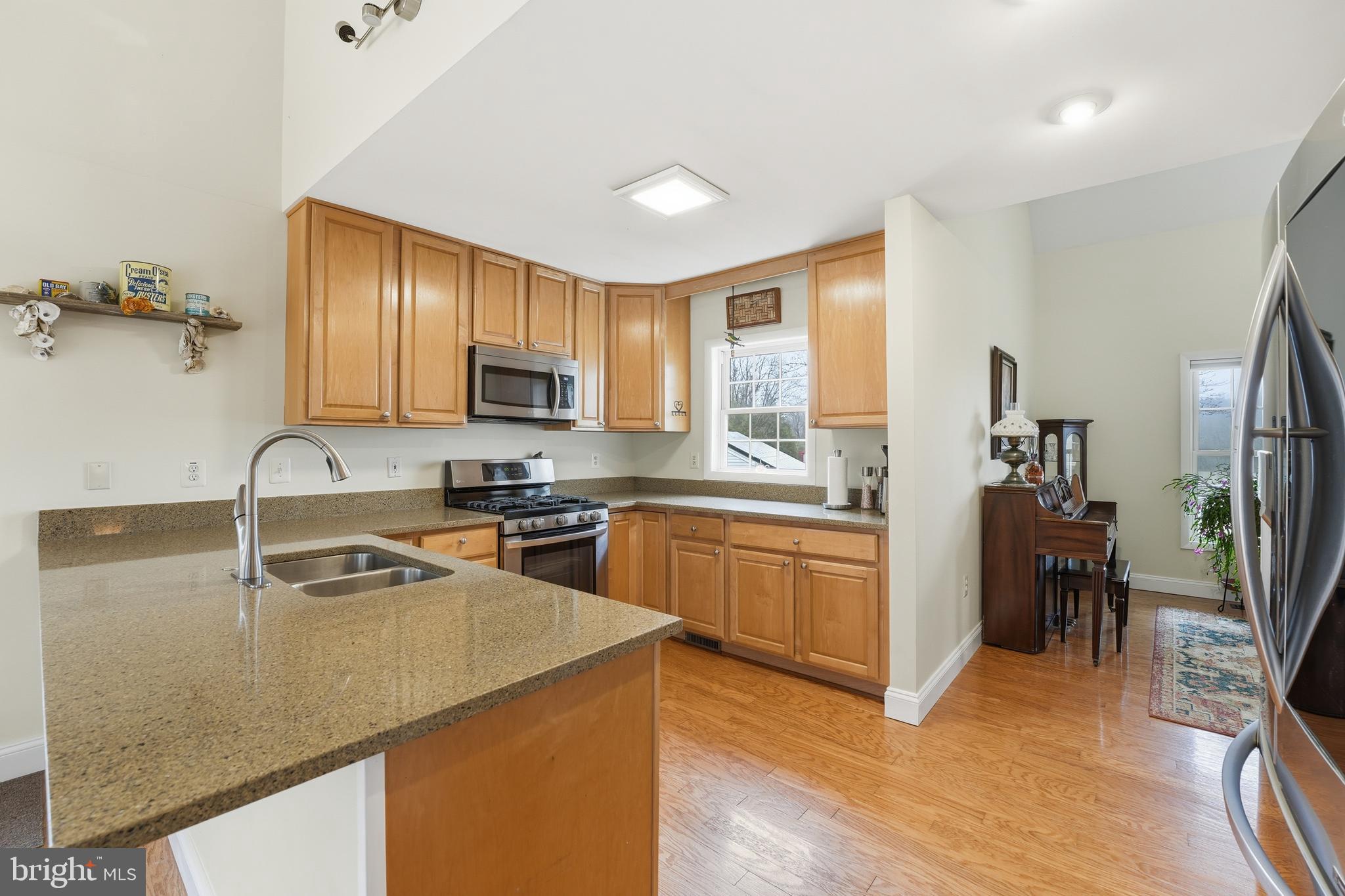 15403 Froggy Bottom Lane Rixeyville, VA 22737 - Photo 18 of 51 Open kitchen with peninsula