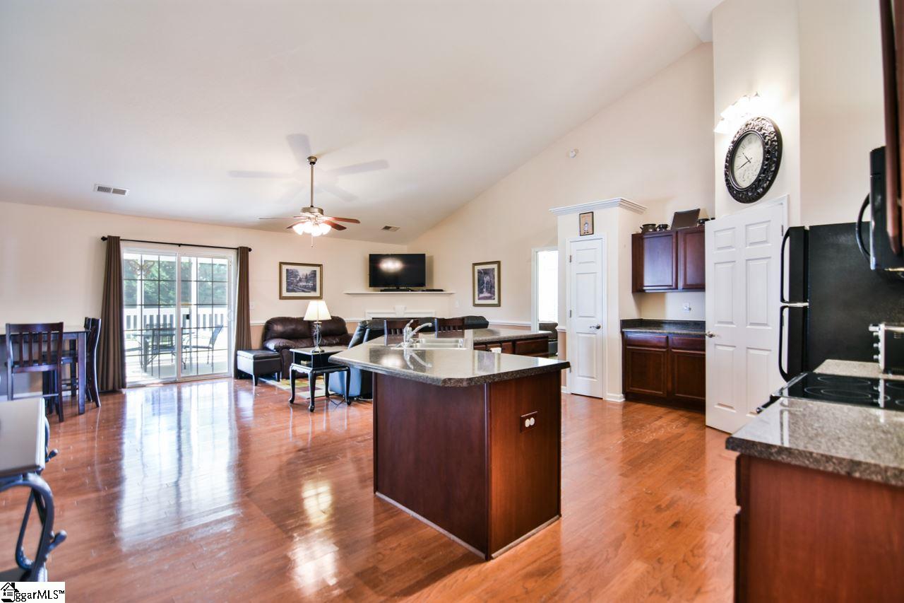 108 Heber Trail Fountain Inn, SC 29644 - Photo 4 of 28 Gallery Image 4
