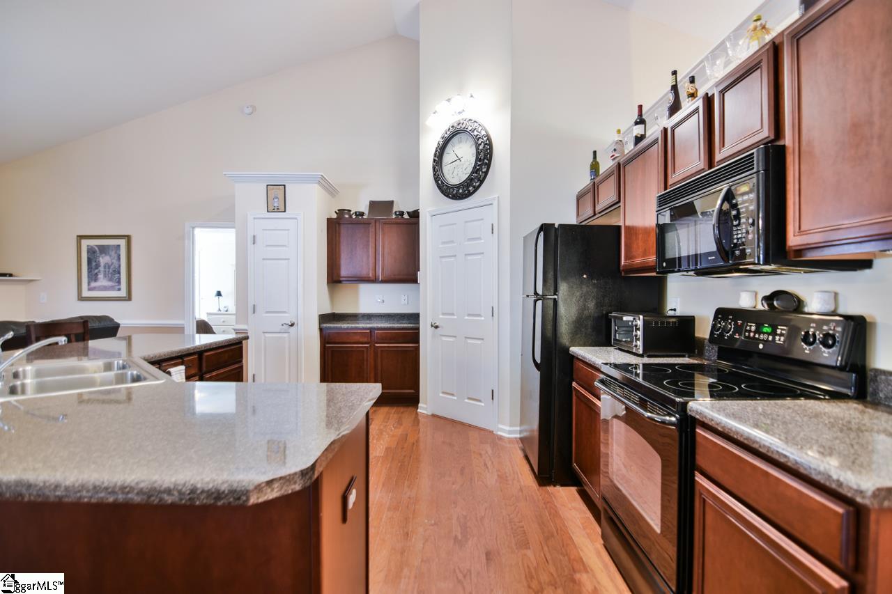 108 Heber Trail Fountain Inn, SC 29644 - Photo 5 of 28 Gallery Image 5