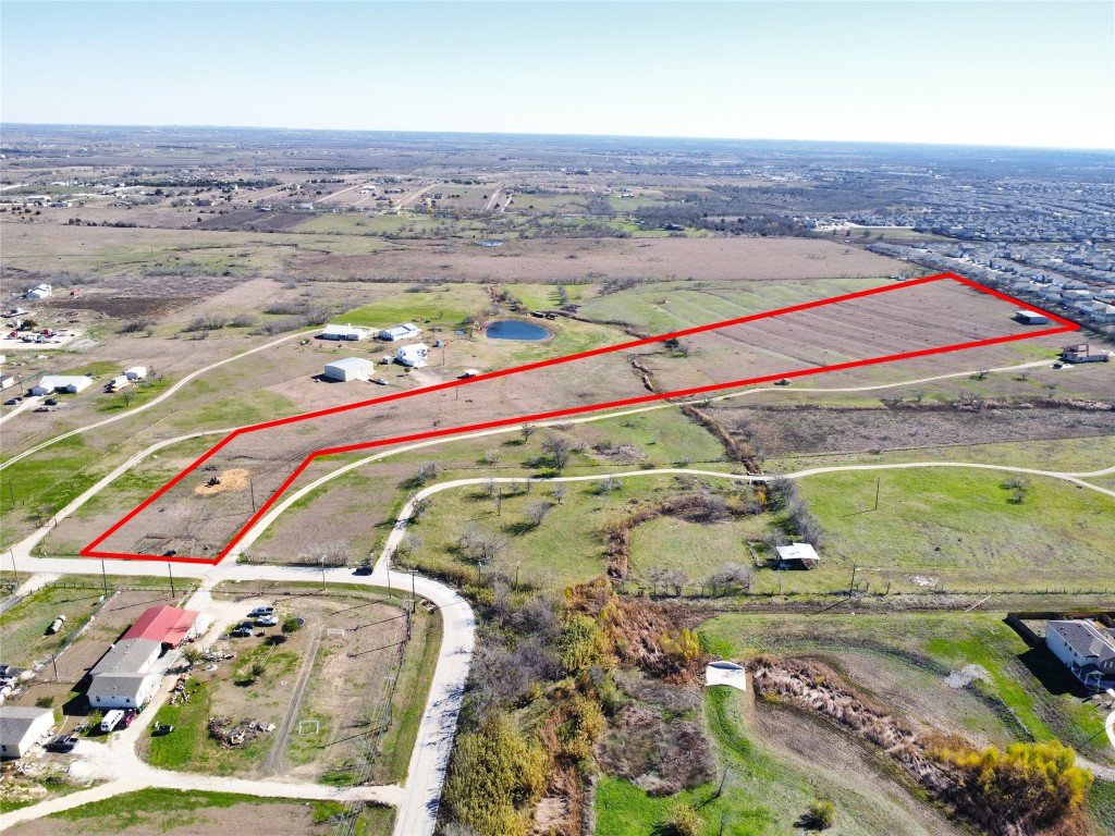 12321 Johnson Road Manor, TX 78653 - Photo 7 of 32 an aerial view of a pool table and chairs