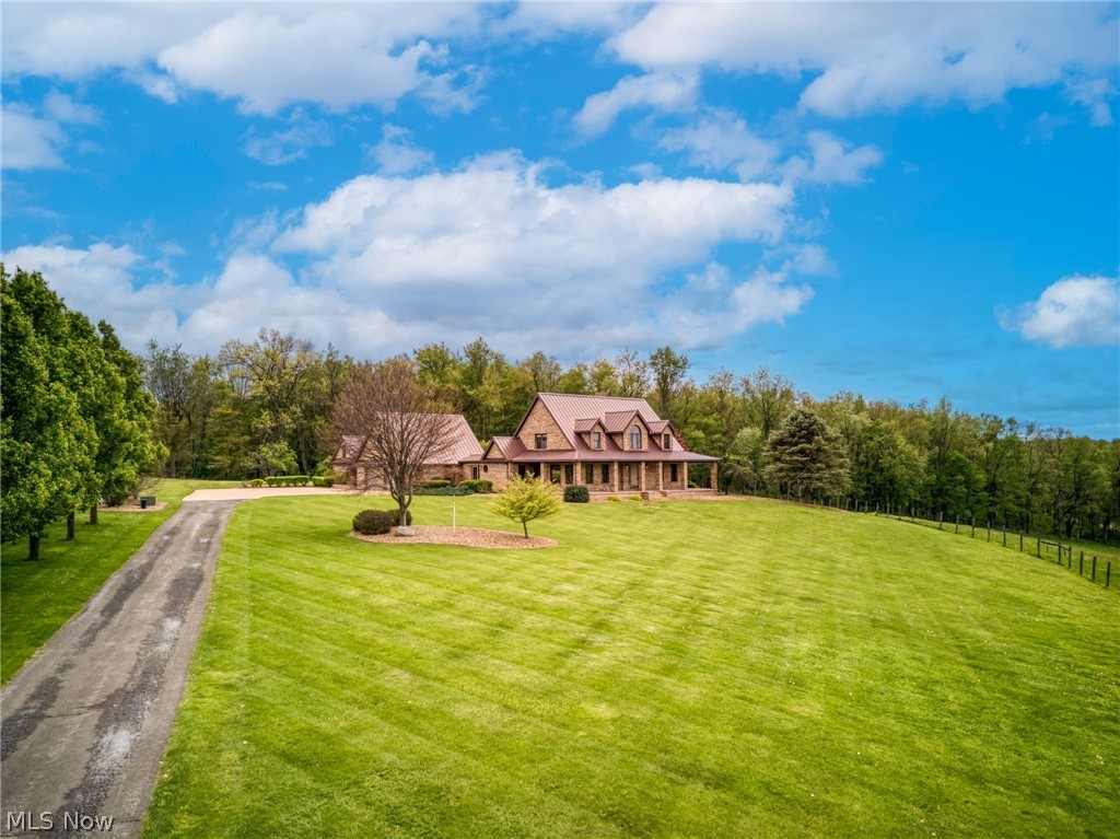 46675 Clarkson Road Rogers, OH 44455 - Photo 3 of 50