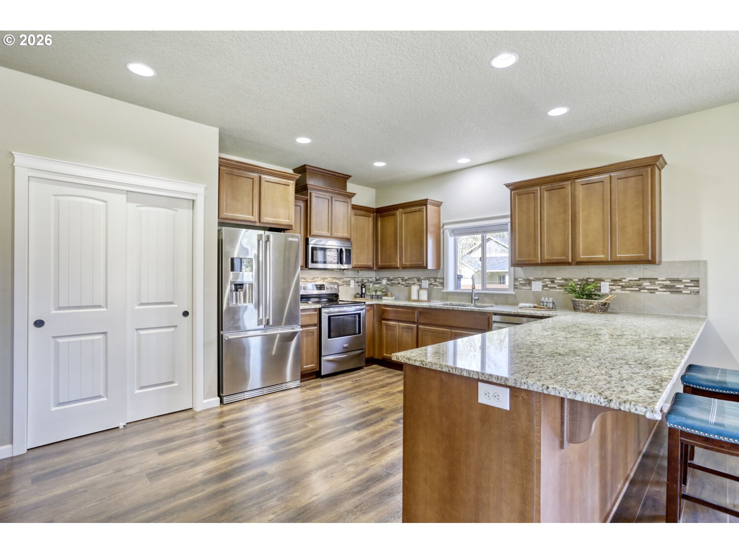 2141 Thomas Way Hubbard, OR 97032 - Photo 11 of 34