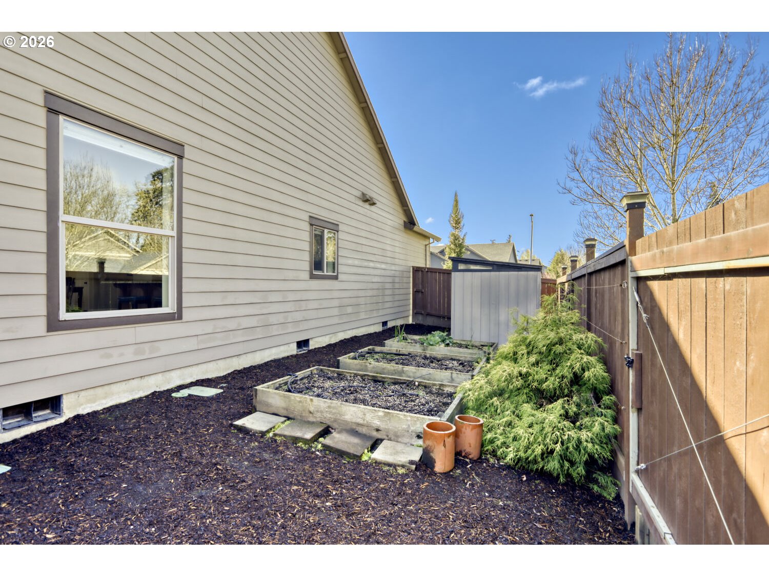 2141 Thomas Way Hubbard, OR 97032 - Photo 26 of 34 Garden