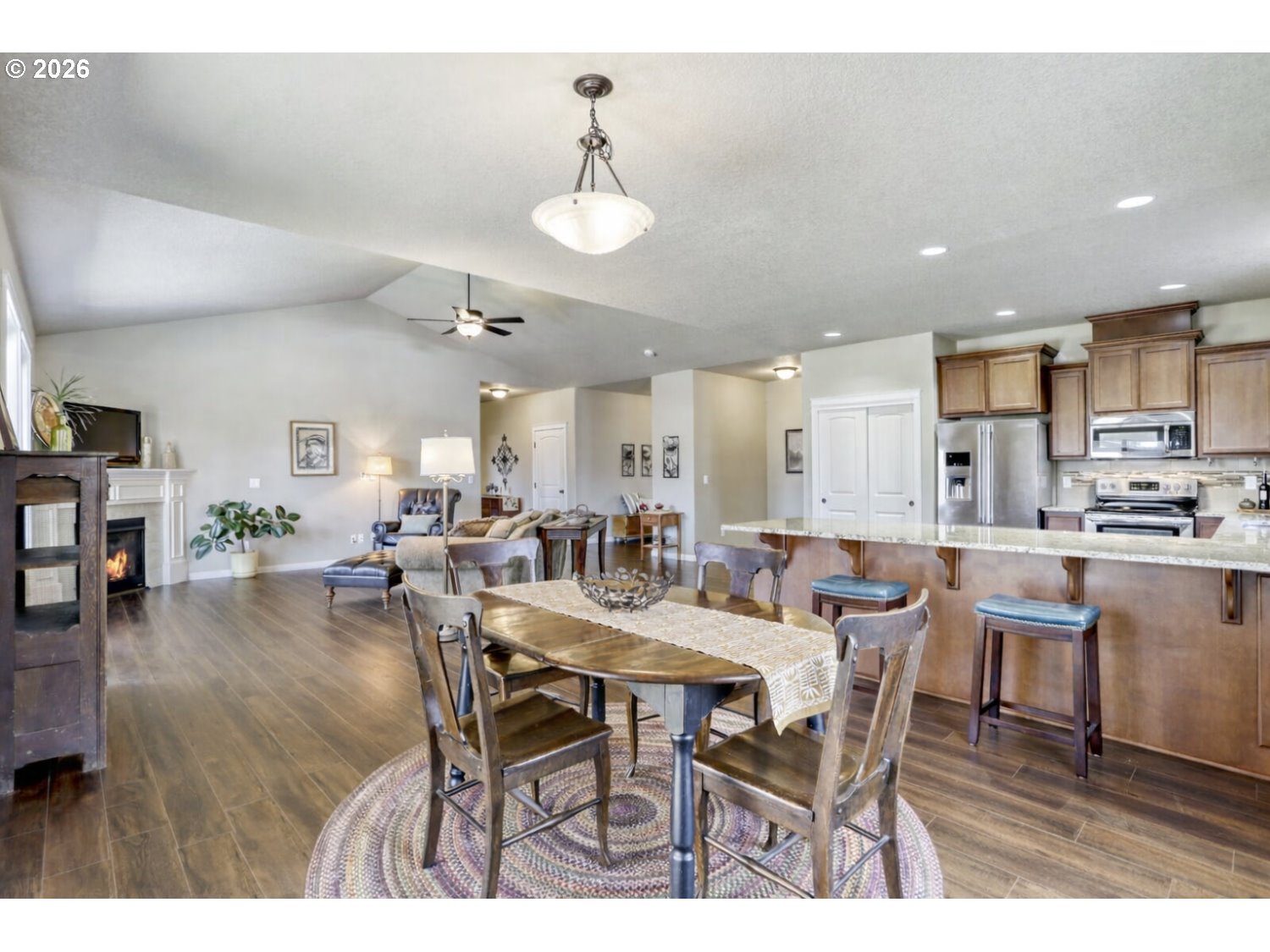 2141 Thomas Way Hubbard, OR 97032 - Photo 9 of 34