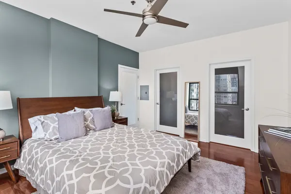 $515,000 | 400 West Ontario Street, Unit 1701, Chicago, IL 60654