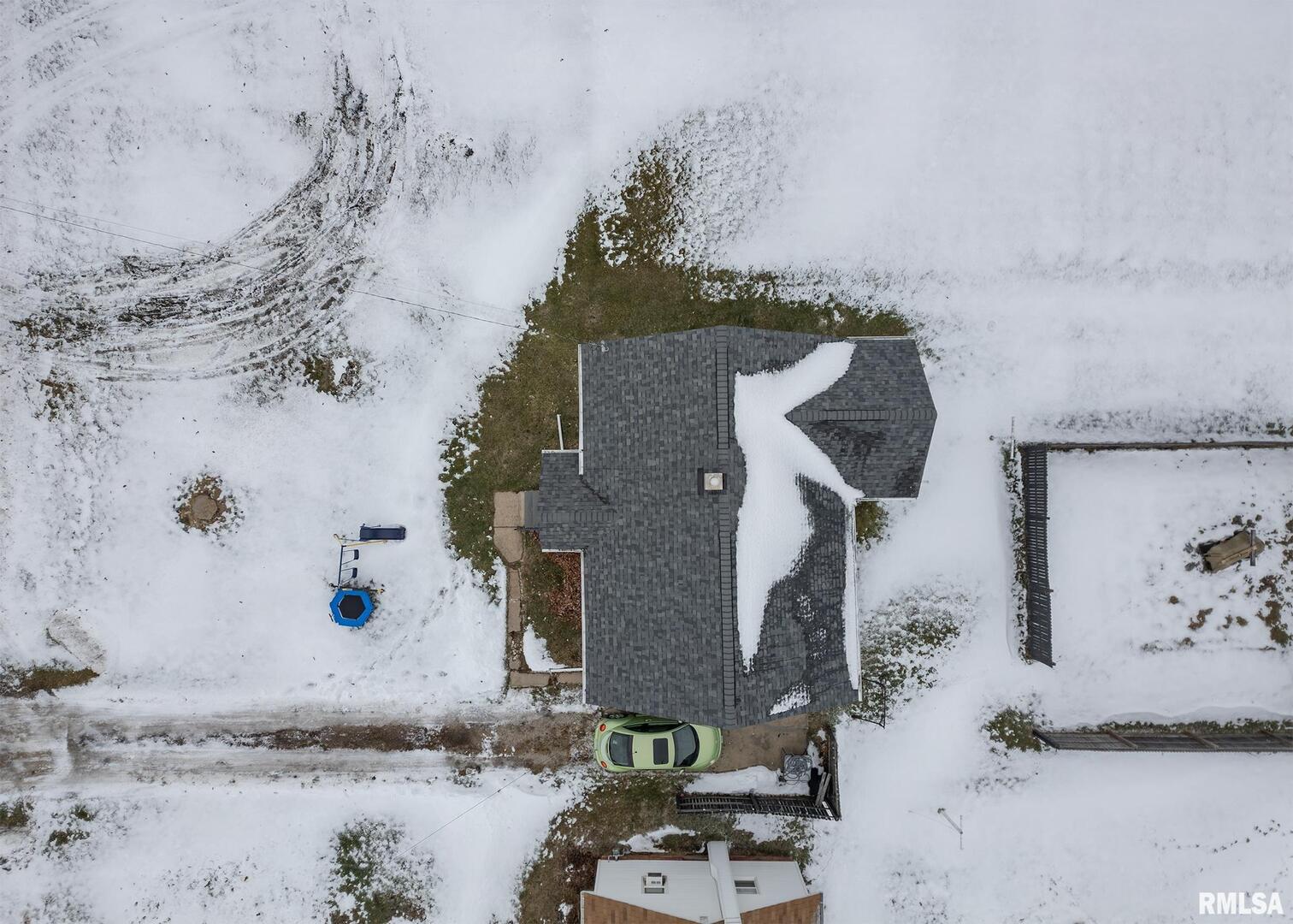 116 West Garfield Street Kewanee, IL 61443 - Photo 21 of 23 an aerial view of a house with a yard