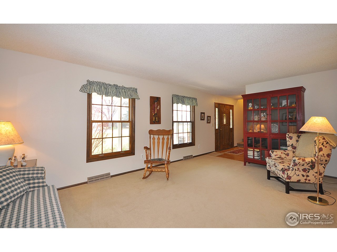 911 Club View Road Fort Collins, CO 80524 - Photo 3 of 25 Gallery Image 3
