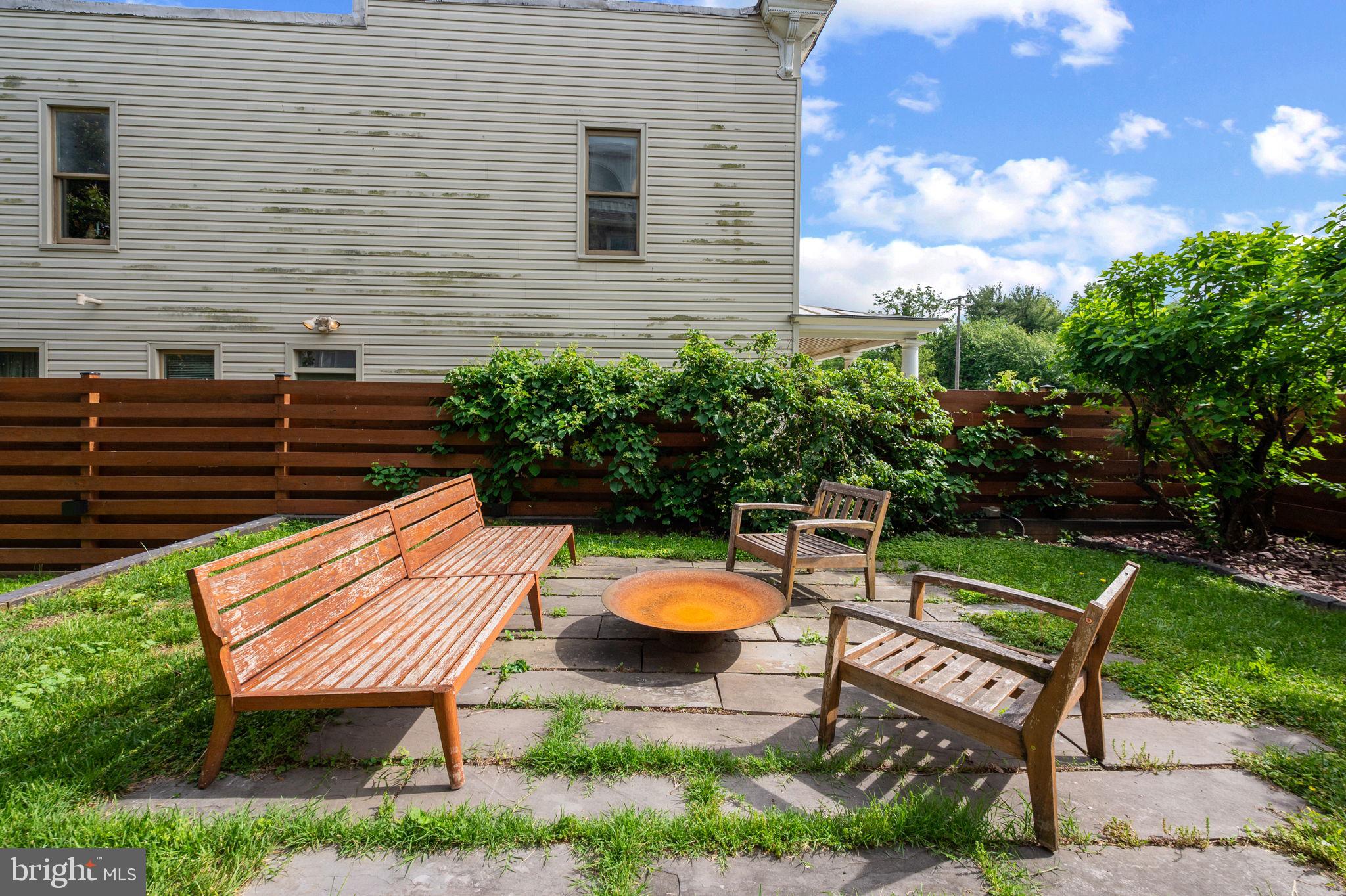 3425 Falls Road Baltimore, MD 21211 - Photo 34 of 37 Patio