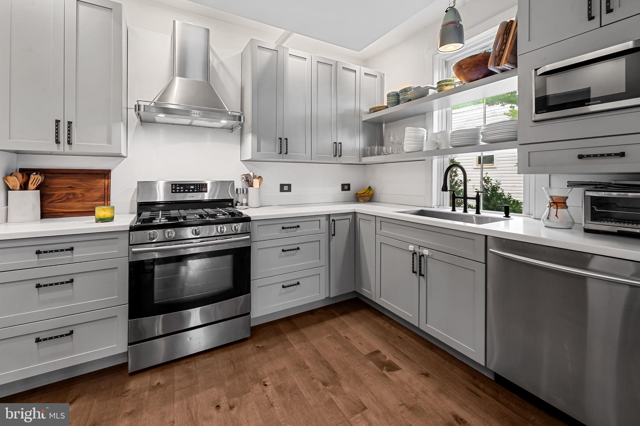 3425 Falls Road Baltimore, MD 21211 - Photo 10 of 37 Kitchen