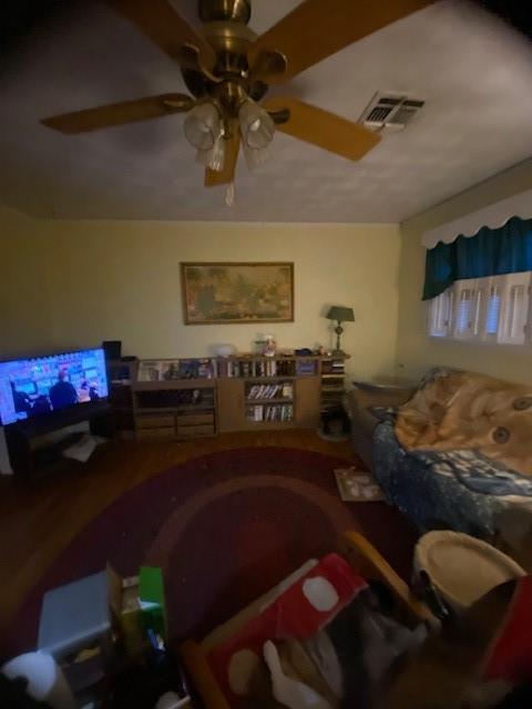 7060 John T White Road Fort Worth, TX 76120 - Photo 3 of 13 a living room with furniture