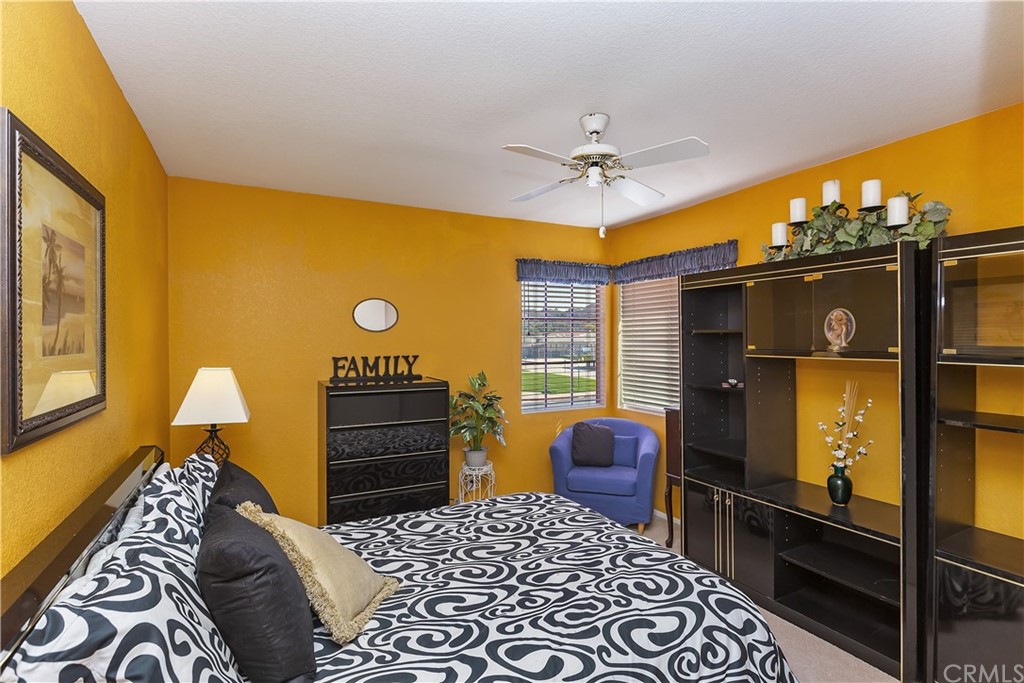 25017 Vía Santee Murrieta, CA 92563 - Photo 22 of 36