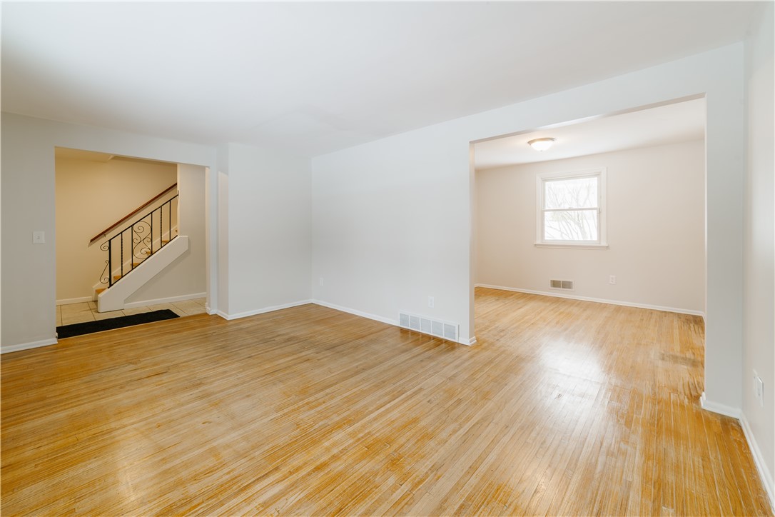 53 Squirrels Heath Road Perinton, NY 14450 - Photo 32 of 36