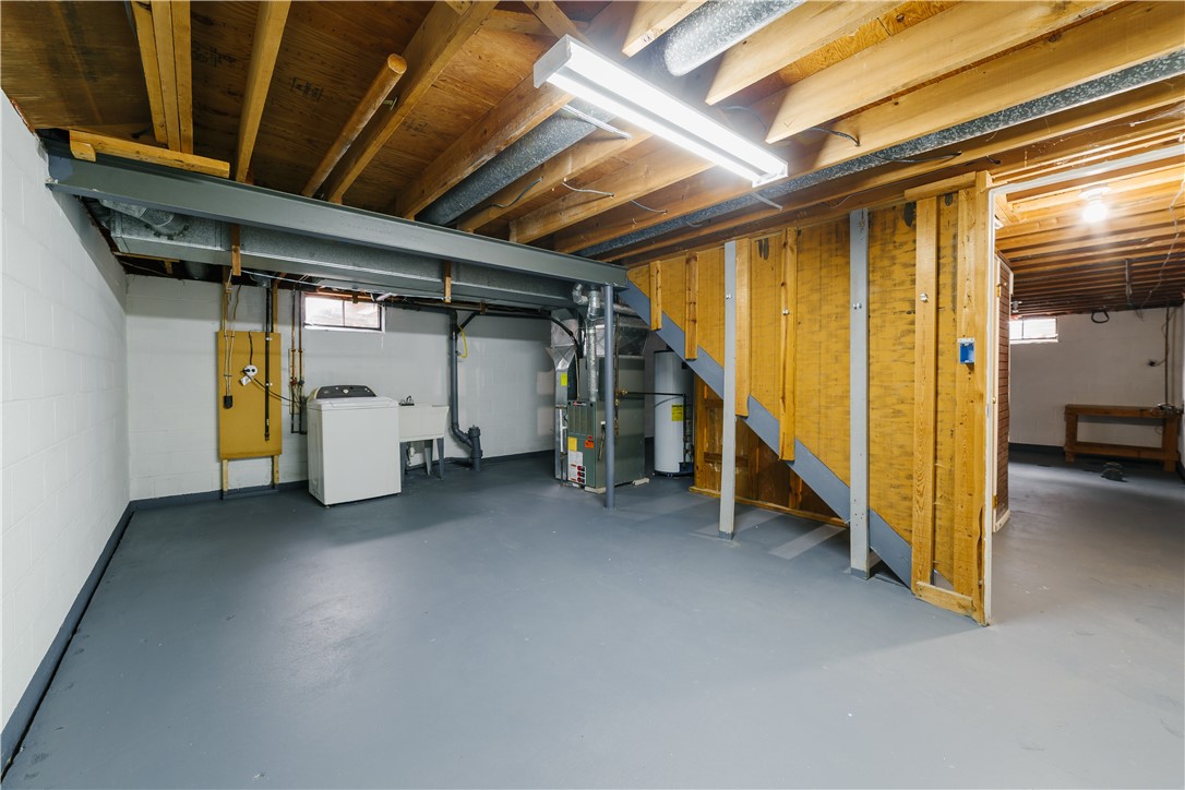 53 Squirrels Heath Road Perinton, NY 14450 - Photo 8 of 36