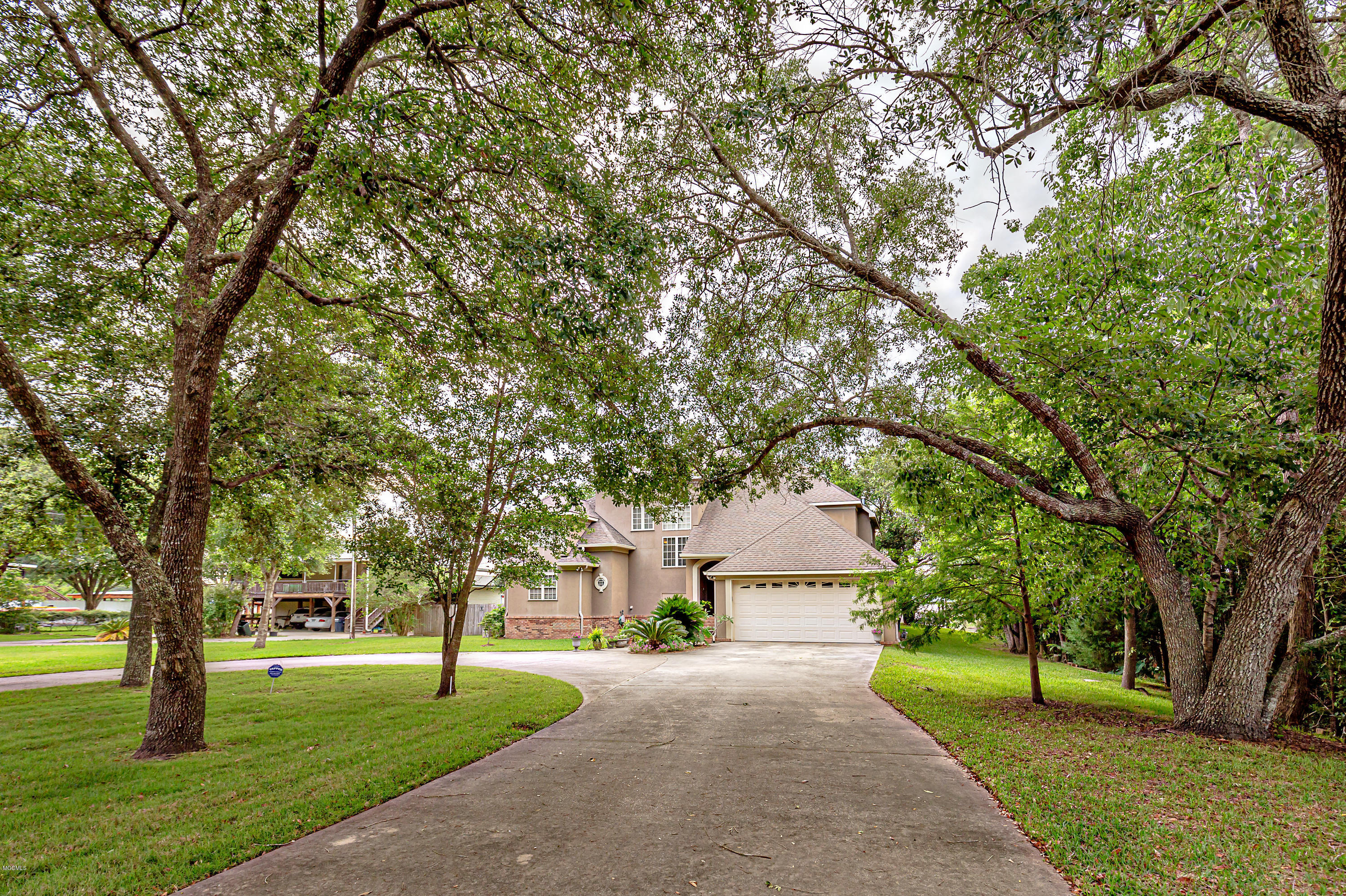 3229 Cumberland Road Ocean Springs, MS 39564 - Photo 6 of 79 _MG_3010