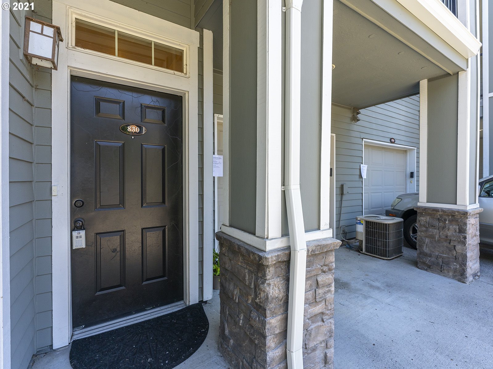 830 Springtree Lane West Linn, OR 97068 - Photo 3 of 25