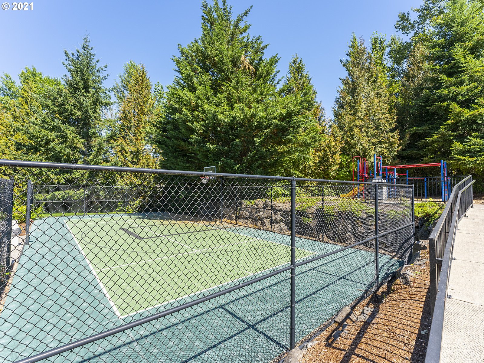 830 Springtree Lane West Linn, OR 97068 - Photo 22 of 25