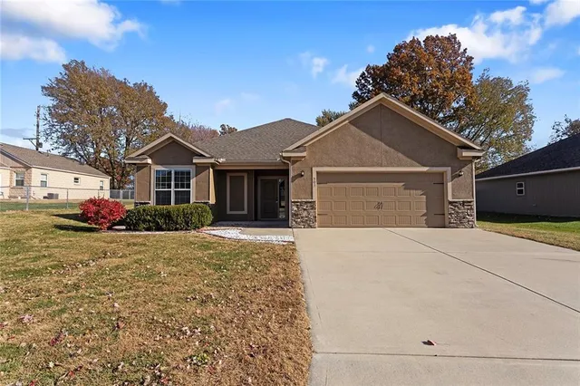 $315,000 | 503 Southwest Station Street, Oak Grove, MO 64075