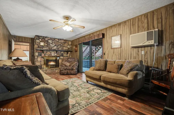 $215,000 | 10388 Helen Henderson Highway, Honaker, VA 24260