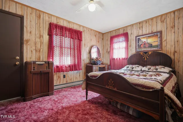 $239,985 | 10388 Helen Henderson Highway, Honaker, VA 24260